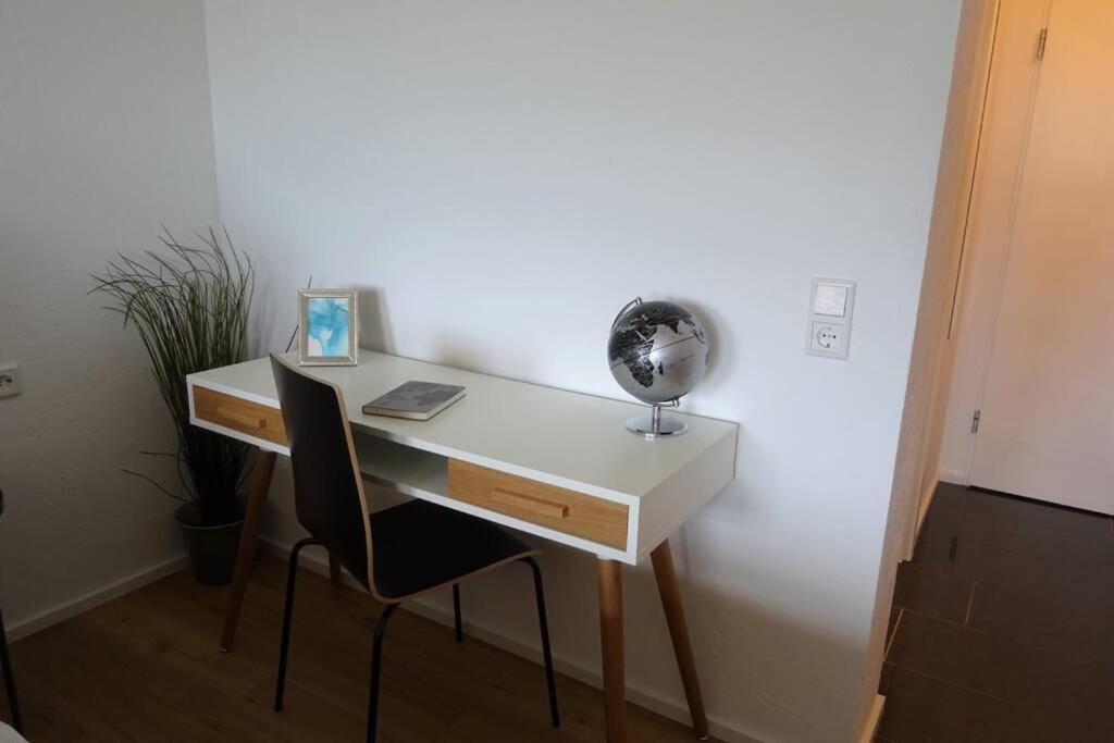 Modernes Apartment Mit Traumhaftem Blick Ins Gruene Braunlingen Екстер'єр фото